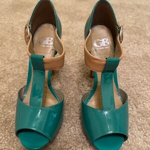 Gianni Bini Green Patent Heels